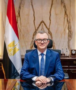 وزير التخطيط: مستهدفات نمو الاقتصاد المصري تقفز إلى 5.4% العام المالي المقبل