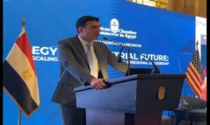 وزير الصناعة: إطلاق نظام جديد لتأجير الأراضي الصناعية لتخفيف العبء المالي عن المستثمرين