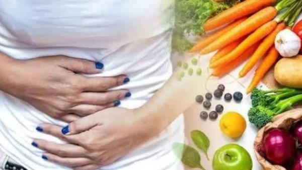 10 أطعمة ومشروبات تجنب تناولها على معدة فارغة.. وبدائل صحية لبدء يومك