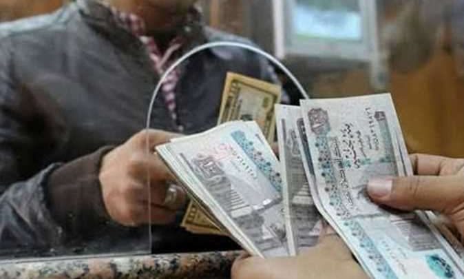 1000 جنيه حافز إضافي للموظفين مع الزيادة الجديدة.. الحكومة تزف بشرى للملايين بشأن مرتبات شهر يوليو
