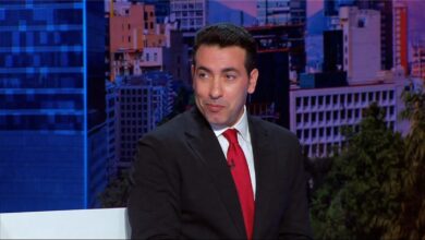 أبو تريكة مُهاجمًا حكم مباراة مصر والأرجنتين: "هل سنلعب ضد ميسي والفيفا؟"