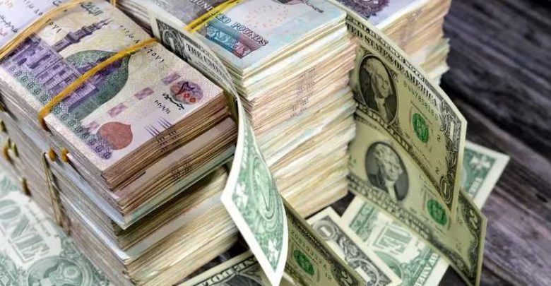 أسعار العملات أمام الجنيه بالبنك المركزي المصري.. وتوقعات بتراجع الدولار لـ 49 جنيهًا