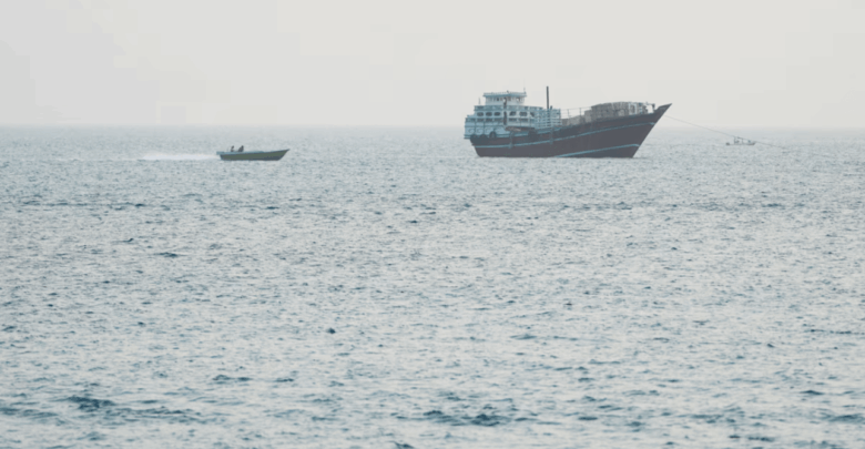 البيت الأبيض: مضيق هرمز مفتوح أمام السفن باستثناء المغادرة والمتجهة إلى إيران