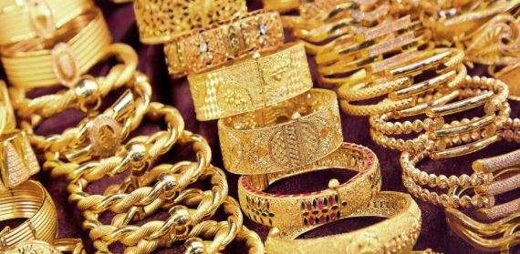 الجرام يلامس الـ4000 جنيه.. أسعار الذهب في سوق الصاغة بداية تعاملات اليوم الاثنين