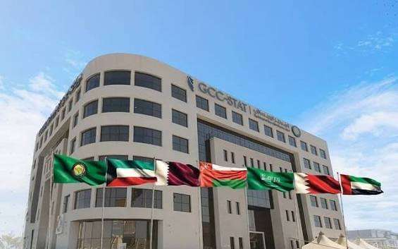 السعودية تتصدر الخليج في القروض المصرفية بـ869.4 مليار دولار.. وأصول البنوك التجارية تقترب من 1.3 تريليون دولار