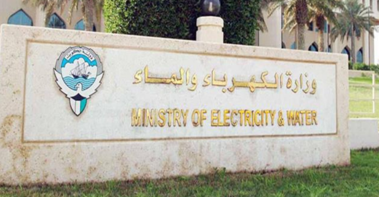 الكويت: هجوم إيراني جديد يستهدف محطة قوى كهربائية وتقطير مياه