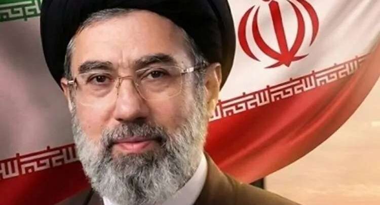 المرشد الإيراني يتهم الولايات المتحدة بالسعي لإشعال الحروب في المنطقة