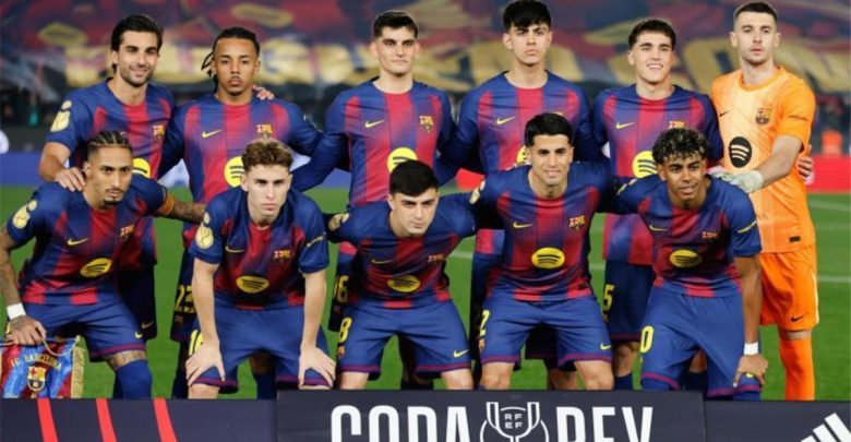 بالدي يحسم موقفه بشأن الرحيل عن برشلونة