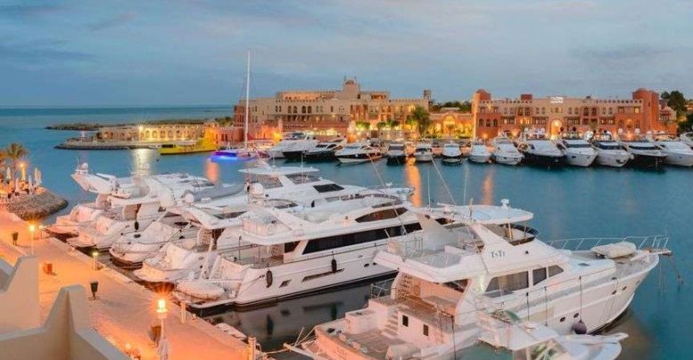 ببرامج رقمية وتسهيلات تأشيرية.. مصر تخطط لرفع تنافسية قطاع السياحة وتعزيز موارد النقد الأجنبي