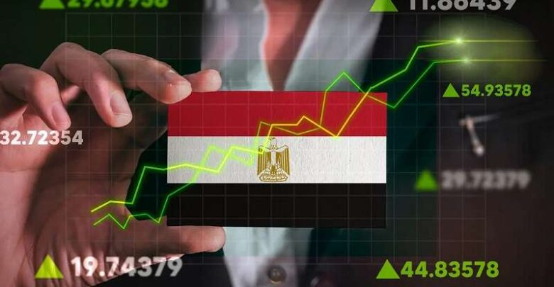 تفاقم انكماش القطاع الخاص غير النفطي في مصر خلال يونيو مسجلاً أدنى مستوى منذ عام ونصف