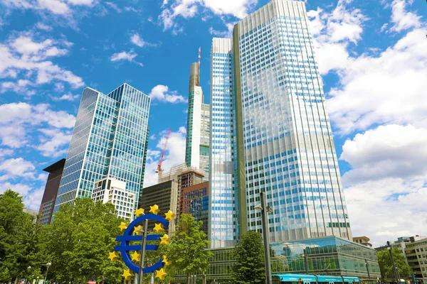 توقعات بتثبيت أسعار الفائدة الأوروبية الأسبوع المقبل.. وسبتمبر يبقى الموعد الأقرب لاستئناف التشديد النقدي