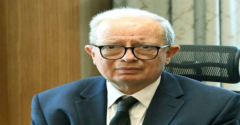 حسين عيسى: إعداد برنامج اقتصادي وطني جديد لمرحلة ما بعد صندوق النقد.. والإعلان عن تفاصيله نهاية سبتمبر