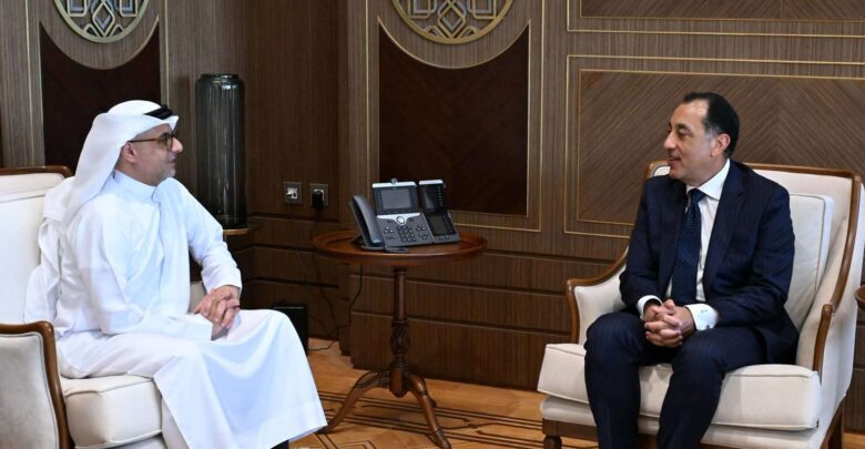 رئيس الوزراء يتابع مستجدات الموقف التنفيذي لمشروعات تطوير مدينة رأس الحكمة