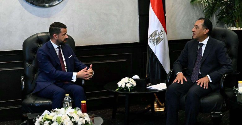 رئيس الوزراء يستقبل رئيس جمهورية الجبل الأسود لبحث سبل تعزيز العلاقات الثنائية وتوسيع آفاق التعاون المشترك