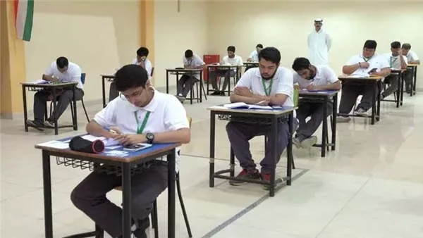 رد حاسم من التعليم على صور تسريب امتحانات الكيمياء والجغرافيا اليوم