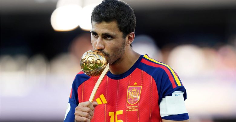 رومانو يكشف موقف ريال مدريد من التعاقد مع رودري