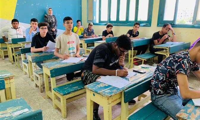 مصدر بالتعليم ينفي تسريب امتحان الأحياء ويؤكد: امتحانات الثانوية العامة 2026 مؤمنة بالكامل