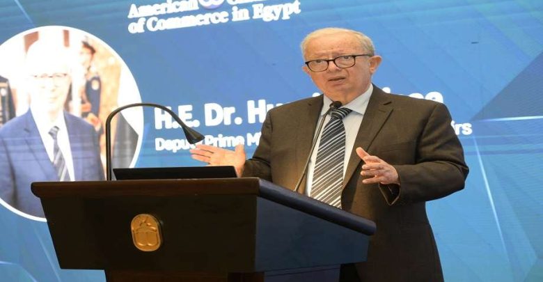 نائب رئيس الوزراء: مصانع الغزل والنسيج الجديدة تعيد مصر إلى صدارة الصناعة العالمية