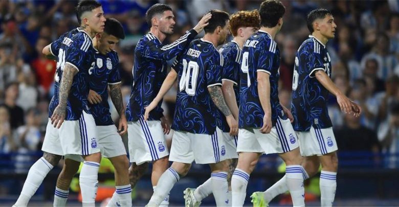 نجم منتخب الأرجنتين يعلن اعتزاله اللعب دولياً بعد خسارة كأس العالم