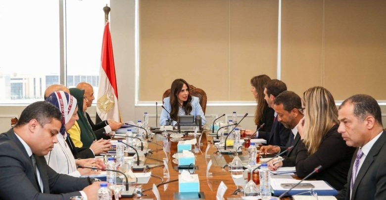 وزارة الإسكان تشيد بالشراكة مع الوكالة الفرنسية للتنمية ودورها في دعم مشروعات المرافق