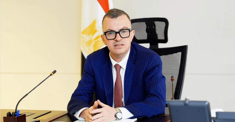 وزير التخطيط يتابع إعادة هيكلة بنك الاستثمار القومي ويؤكد مواصلة تسوية المديونيات وتعزيز المركز المالي