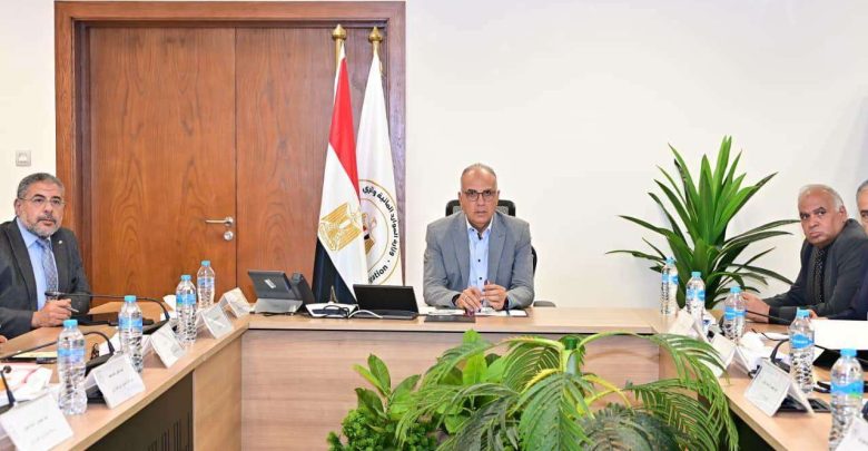 وزير الري يؤكد متابعة تشغيل السد الإثيوبي غير الشرعي وتداعياته على دول المصب