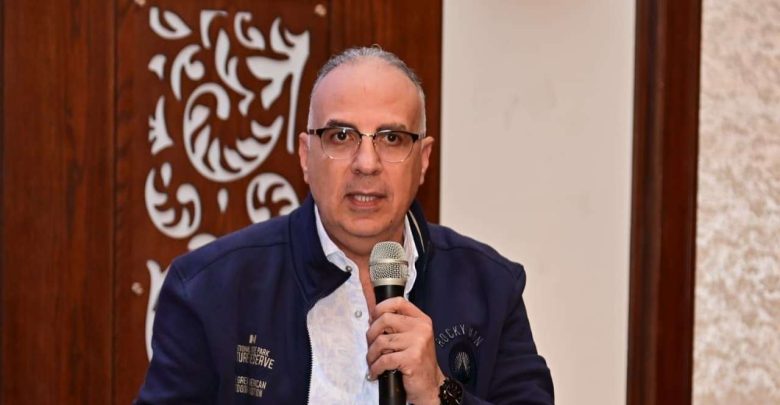 وزير الري يتابع موقف مشروع تطبيق التوأمة الرقمية بترعة الإسماعيلية وفروعها