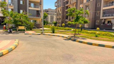 وزيرة الإسكان تتابع موقف تنفيذ عدة مشروعات بالعاشر من رمضان وحدائق العاشر من رمضان