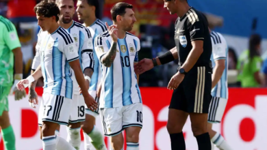وضع يده على فمه.. ميسي يطالب بطرد كوكوريلا في نهائي كأس العالم