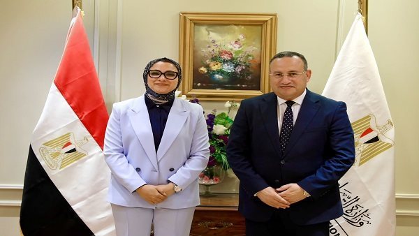 وزير التعليم العالي يحسم ملف المستشفى الجامعي بالوادي الجديد