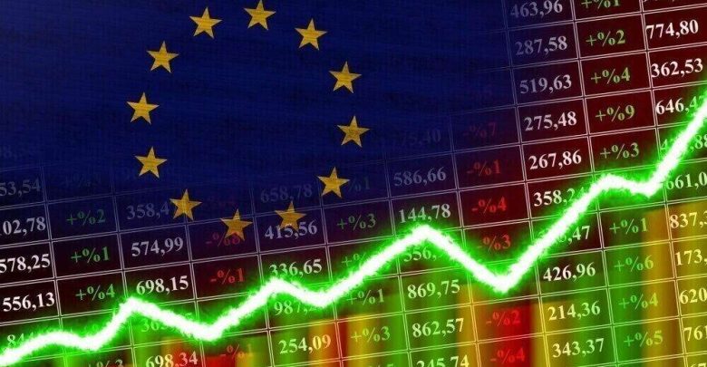 الأسهم الأوروبية ترتفع مع بداية أغسطس بدعم من تراجع النفط وترقب نتائج المحادثات الأمريكية الإيرانية