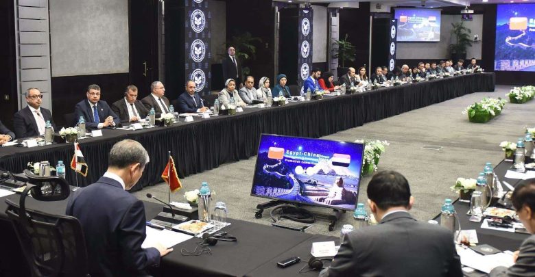الاستثمار تعقد الاجتماع الأول للجنة المصرية الصينية لترويج الأعمال والاستثمار