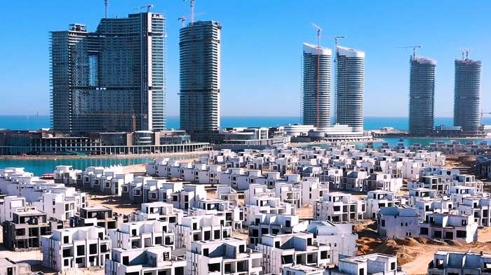 بالعملتين المحلية والأجنبية.. طرح فرص استثمارية بمدينة العلمين الجديدة «اعرف التفاصيل»
