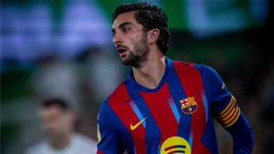 برشلونة يتخذ قرارًا نهائيًا بشأن مستقبل فيران توريس