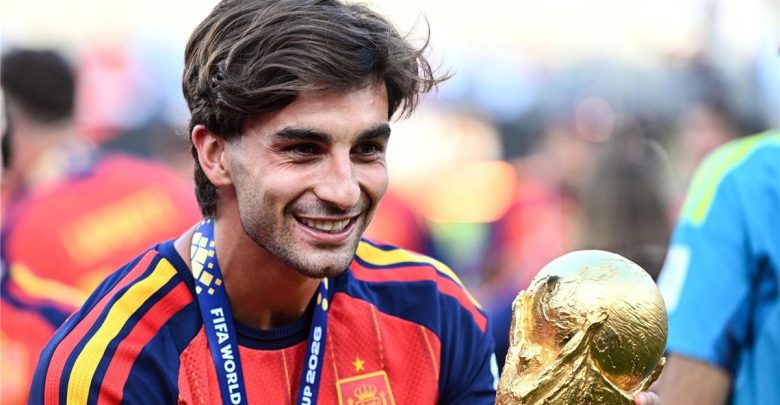برشلونة يوجه أنظاره إلى الدوري الإنجليزي لتعويض رحيل فيران توريس