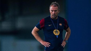 بعد قرار فليك.. لاعب برشلونة ينتظر حسم مصيره في انتقالات الصيف