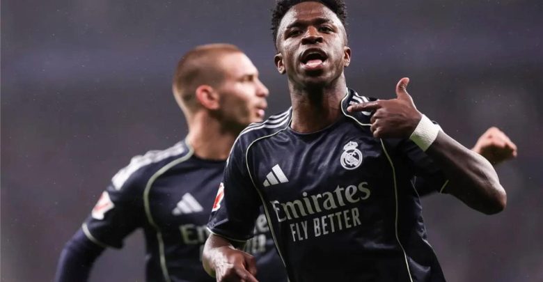 تقارير تكشف العامل الأهم في تجديد عقد فينيسيوس مع ريال مدريد