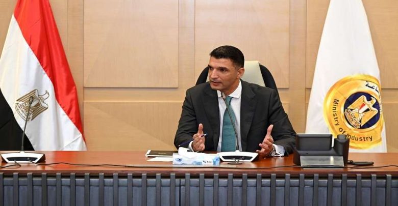 خالد هاشم يعيد رسم خريطة الأراضي الصناعية في مصر.. 7 أشهر من الإصلاحات والتيسيرات