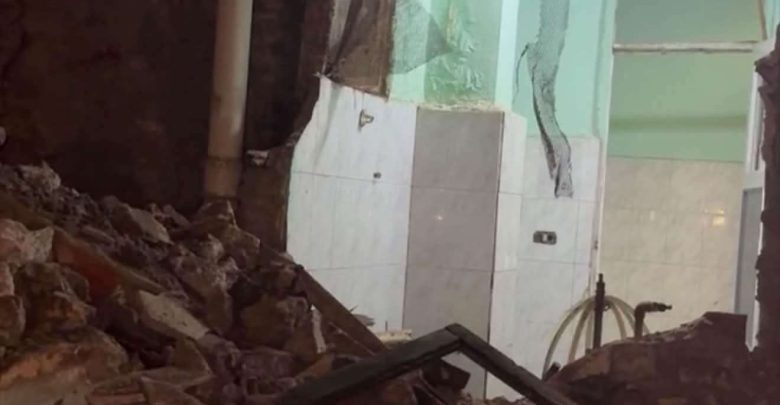 عاجل|لجنة هندسية لمعاينة عقار روض الفرج المتأثر بالزلزال وتأمين المباني المجاورة