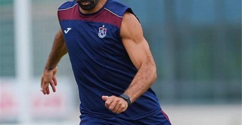 فيديو | فنان تركي: عدد متابعي محمد صلاح يعادلون سكان تركيا.. وشكرًا رئيس طرابزون سبور