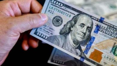 قفزة في سعر الدولار أمام الجنيه في البنوك منتصف تعاملات اليوم.. آخر تحديث