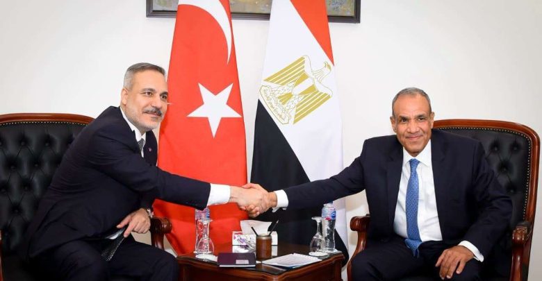 مصر وتركيا توقعان ثلاث اتفاقيات لتعزيز التعاون والربط اللوجستي