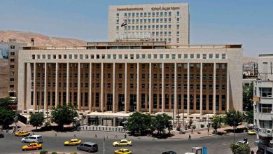 مصرف سوريا المركزي يمدد مهلة استبدال الليرة السورية القديمة في دير الزور والرقة والحسكة حتى 20 أغسطس