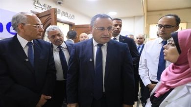 من المعمل إلى السوق.. وزير التعليم العالي يتفقد المركز القومي للبحوث ويبحث تحويل الابتكار لمنتجات