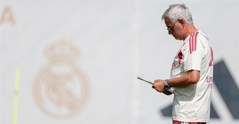 مورينيو يصدم لاعب ريال مدريد: مشاركتك معي أساسيًا "مستحيلة"