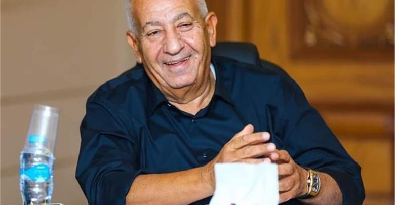 هل يشارك الأهلي في افتتاح استاد المصري الجديد؟.. كامل أبو علي يرد