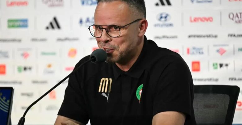 وهبي يخطط لاستبعاد لاعب الأهلي من منتخب المغرب في تصفيات أمم إفريقيا