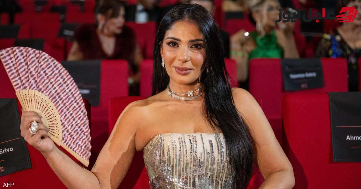 منى زكي تكشف عن المرض الذي تسبب في فقدان 7 أجنة وتأخر حملها