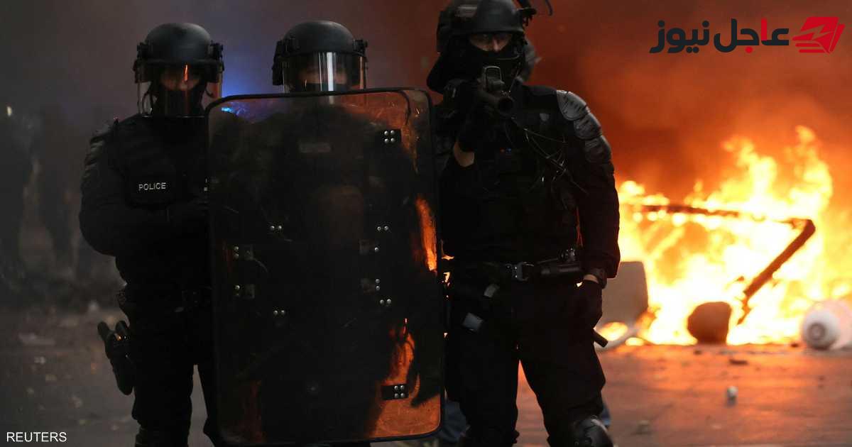فرنسا توقف نحو 2000 شخص في احتجاجات شهدت نهبًا وحرقًا