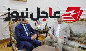 الخطيب يجتمع مع محافظ القاهرة لدعم المشاركة في مبادرة الرئيس